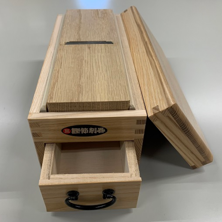 本格 鰹節削り器 – かつお節屋の丸藤 本格 鰹節削り器 – かつお節屋の丸藤